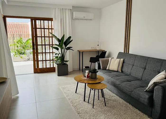 Endless Summer - Swimming Pool * Costa Adeje (Tenerife)