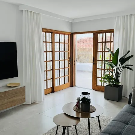 Endless Summer - Swimming Pool - Ac