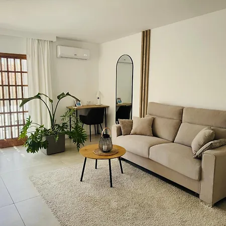 Endless Summer - Swimming Pool Costa Adeje (Tenerife)