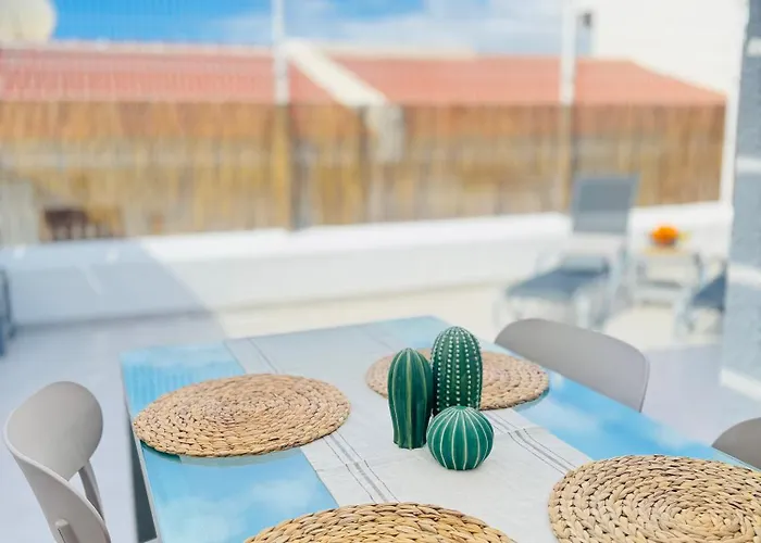 Endless Summer - Swimming Pool *